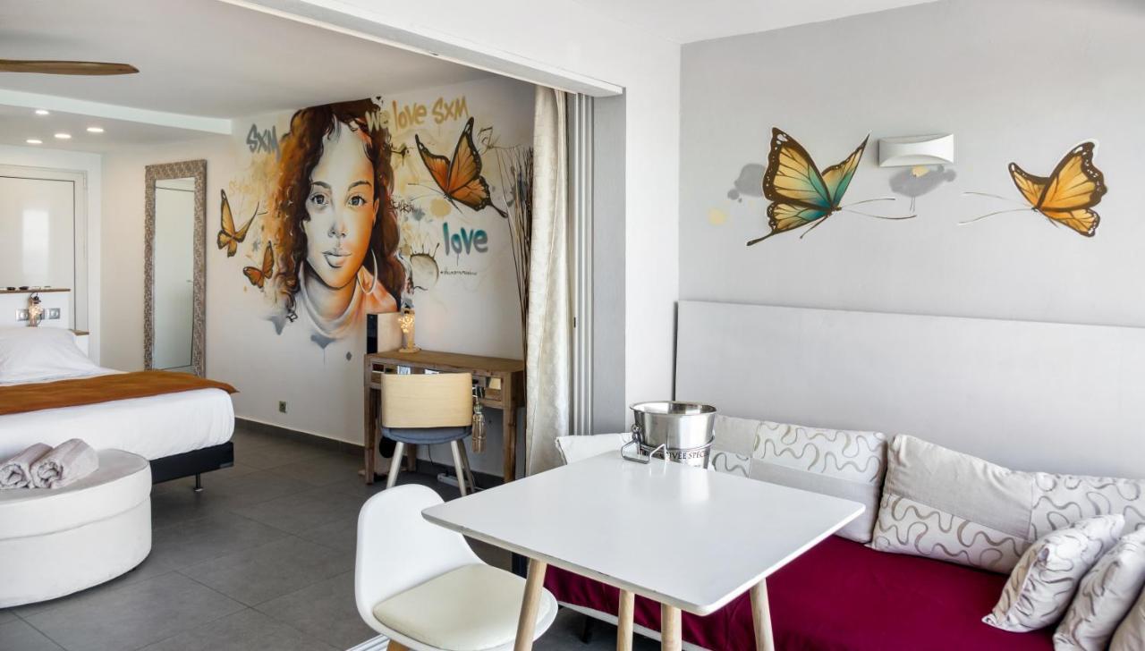 Official Page "Residence Bleu Marine" - Sea View Apartments & Studios - Saint-Martin French Side 格兰德凯斯 外观 照片