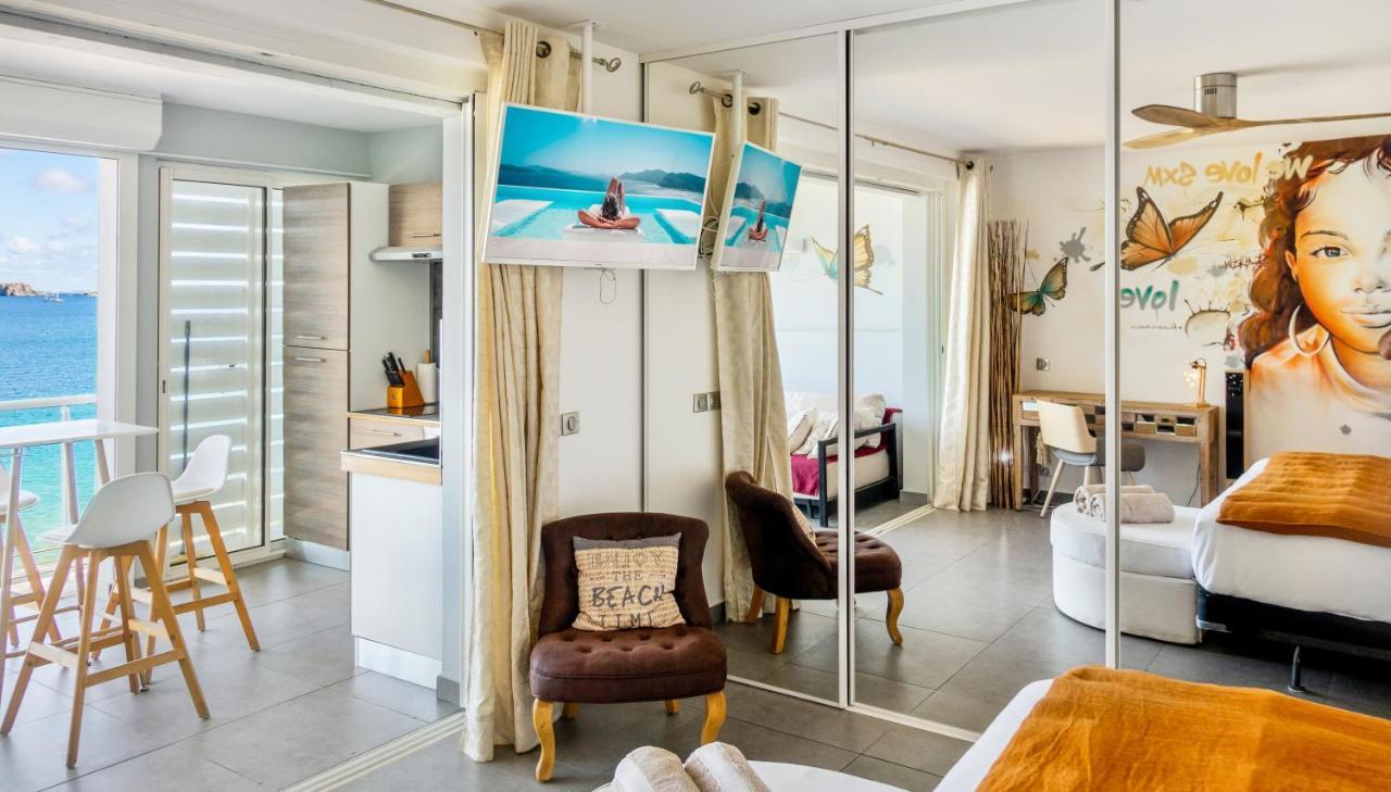 Official Page "Residence Bleu Marine" - Sea View Apartments & Studios - Saint-Martin French Side 格兰德凯斯 外观 照片