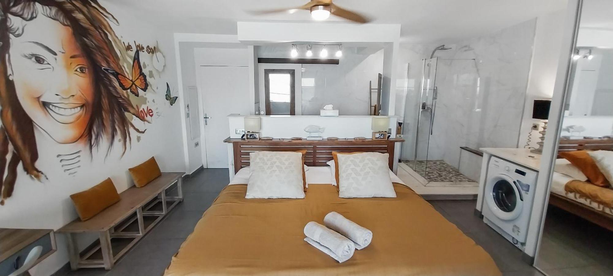 Official Page "Residence Bleu Marine" - Sea View Apartments & Studios - Saint-Martin French Side 格兰德凯斯 外观 照片